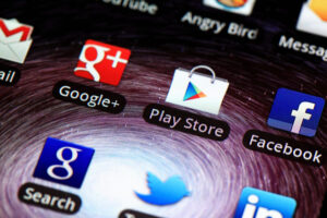 Google to pay £553m in Play Store settlement 