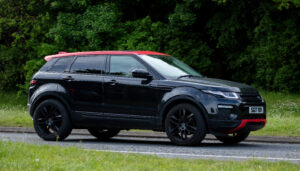 Image of a black car. Land Rover dpf claims